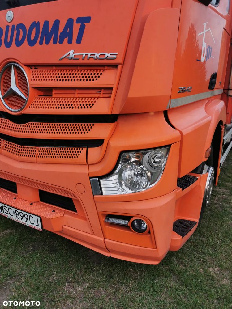 Mercedes-Benz Actros - 6