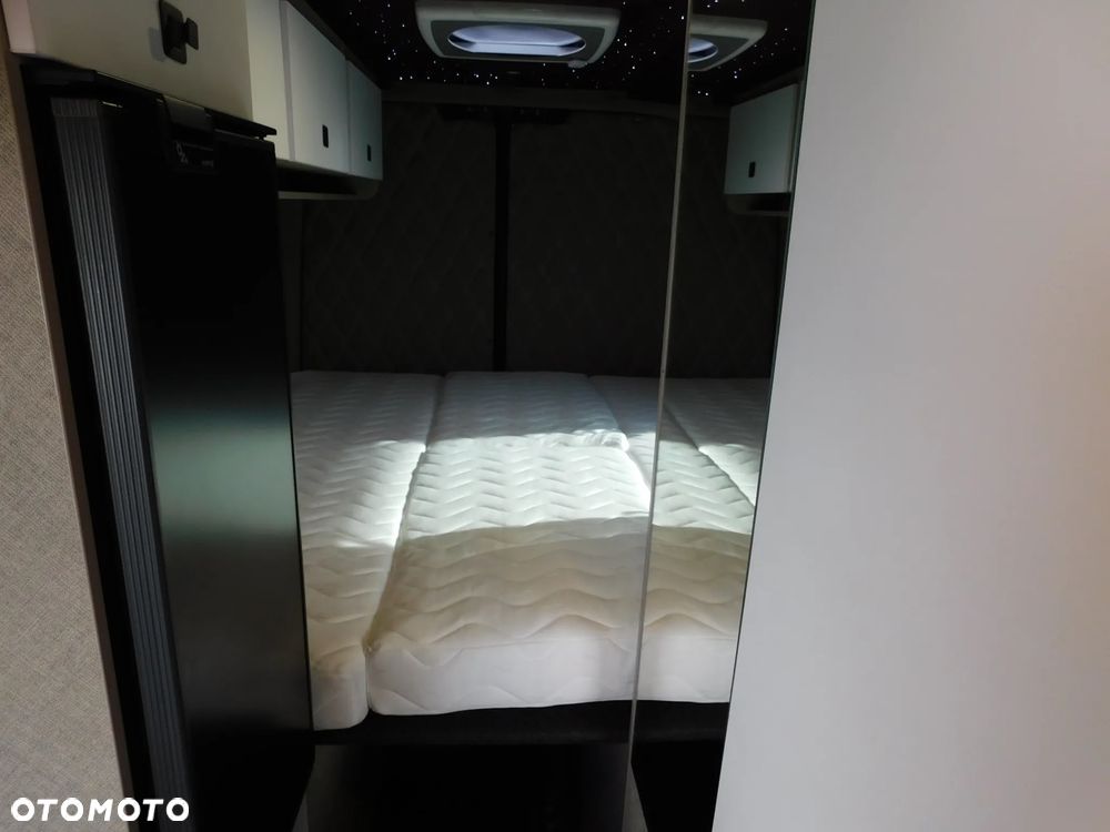 Volkswagen Crafter Campervan Aut. Full Opcja 2xKlima Tempomat Aktywny LED 5 os. FV23% - 19