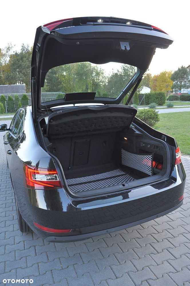 Skoda Superb 1.5 TSI ACT Ambition - 13