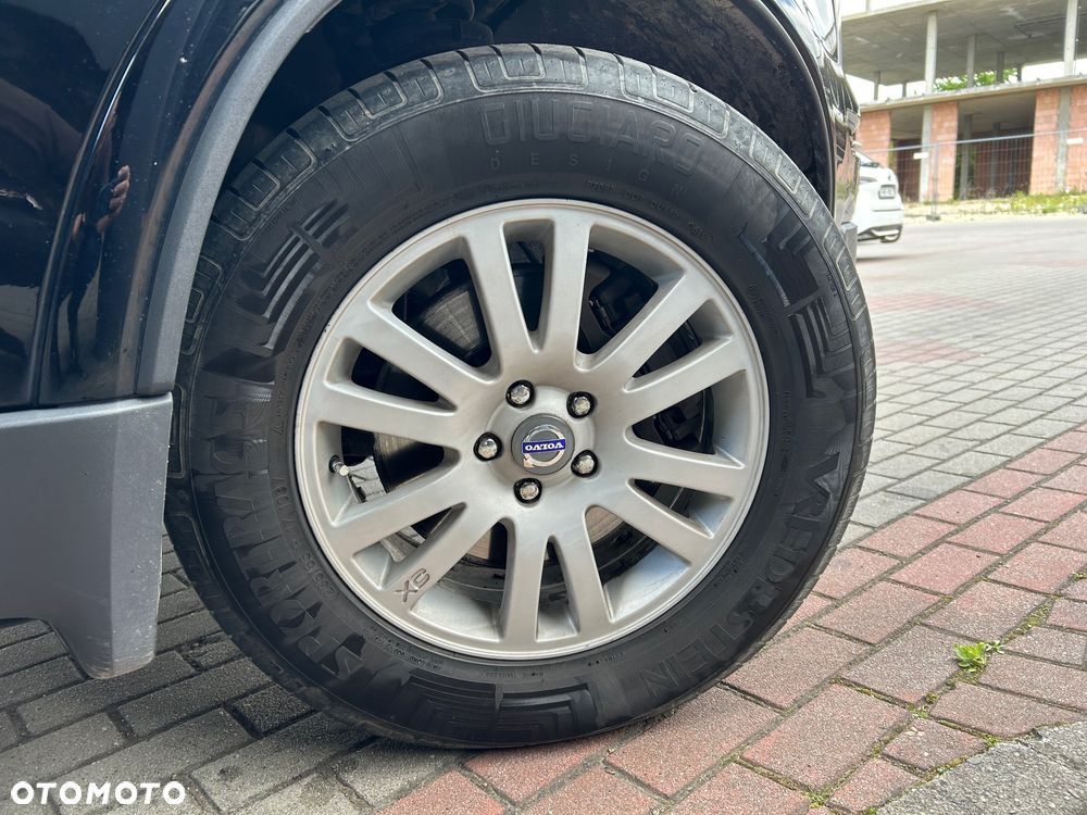 Volvo XC 90 D5 AWD Momentum - 11