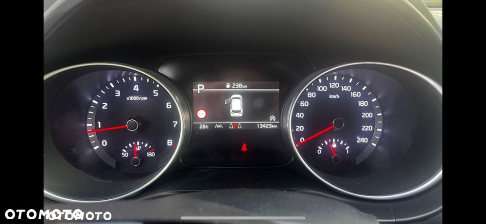 Kia Ceed 1.5 T-GDI DCT7 (48V M-H) Ultimate Edition - 12