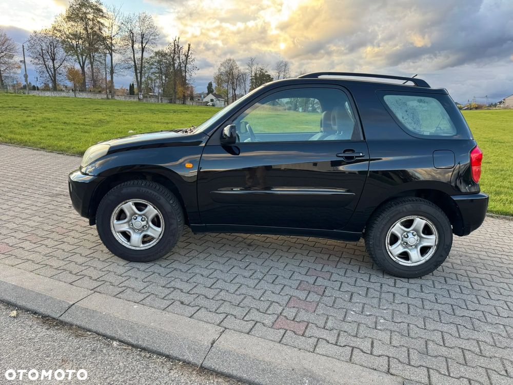 Toyota RAV4 1.8 VVT-i Luna 2WD - 2