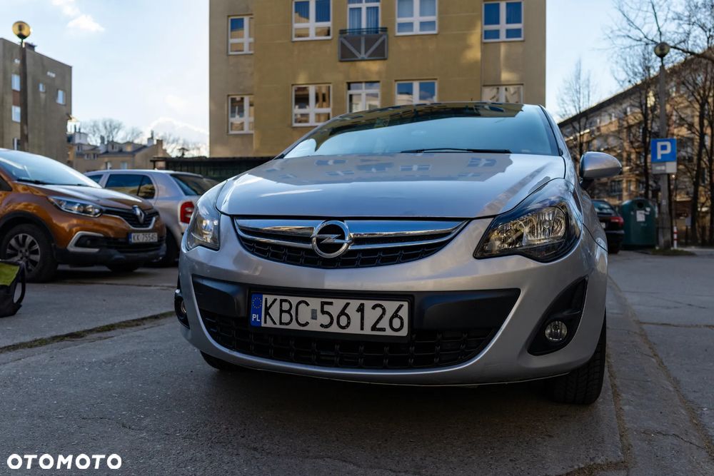 Opel Corsa 1.4 T Color Edition S&S - 4