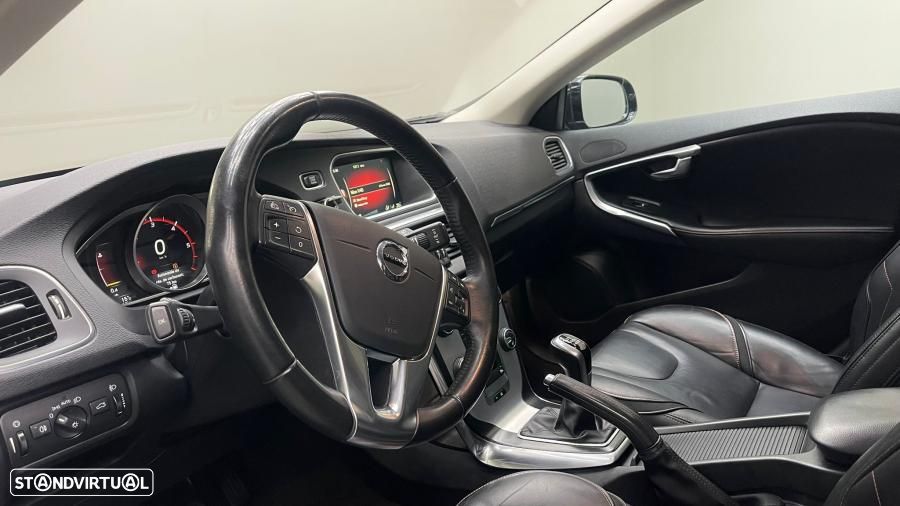 Volvo V40 D2 Ocean Race - 11