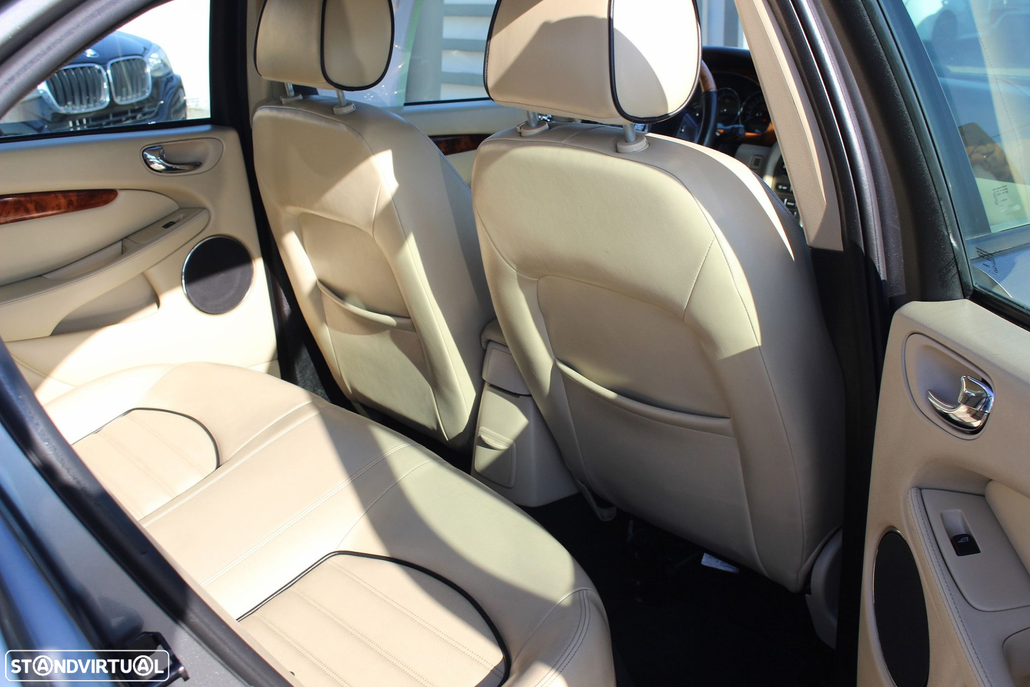 Jaguar X-Type 2.2 D Exclusive Aut. - 32