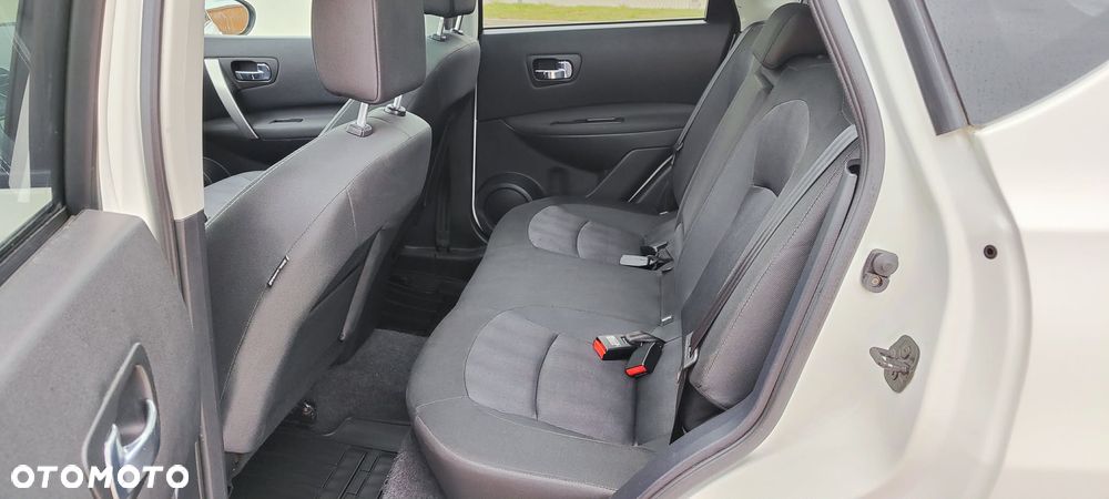 Nissan Qashqai - 14