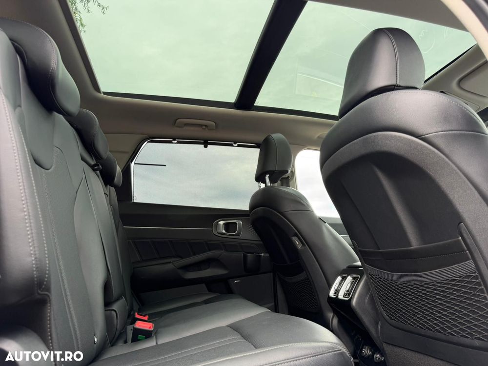 Kia Sorento 1.6 T-GDI HEV 6AT 4x2 5P Activ - 30