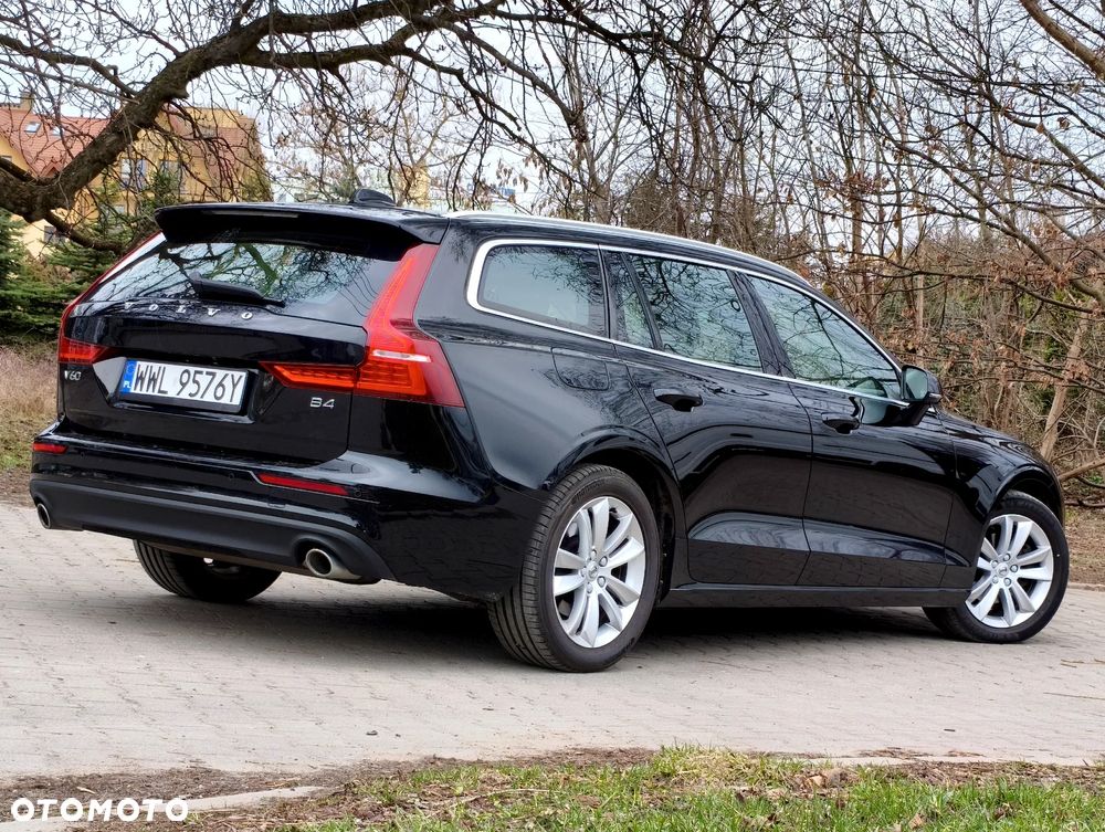 Volvo V60 B4 D Geartronic Momentum Pro - 32