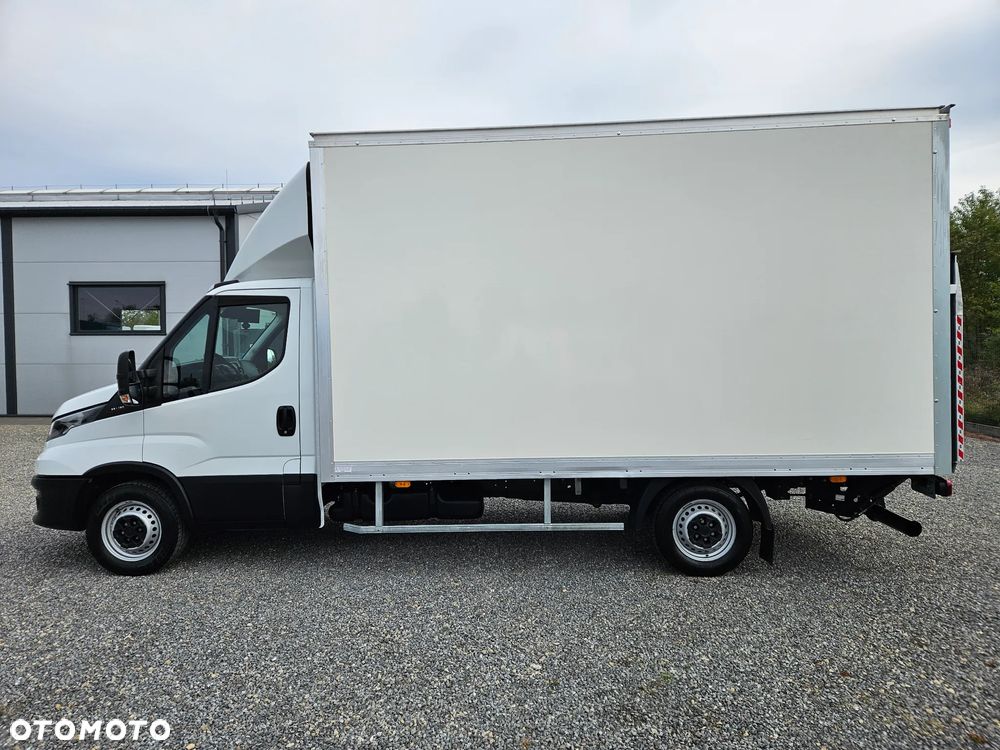 Iveco Daily 35S16 / 3.0 160KM / Kontener 8 palet / Winda 750Kg/ Klima / Bardzo ładny ! - 3
