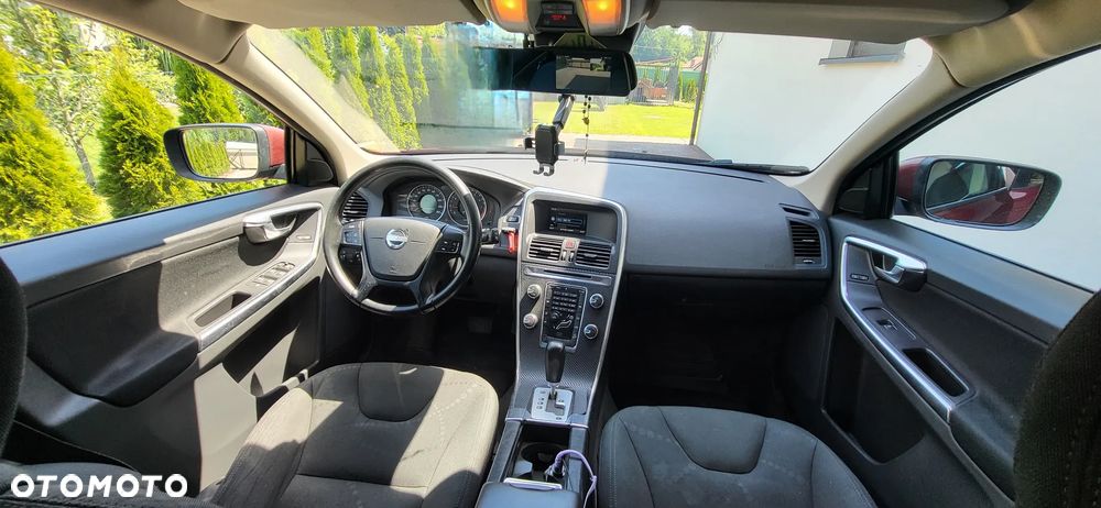 Volvo XC 60 3.2 AWD Momentum - 5