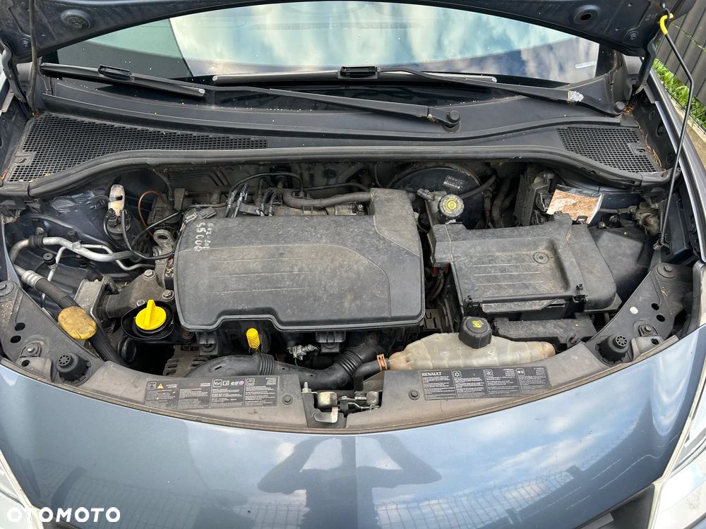 Renault Clio 1.2 16V Alize - 16