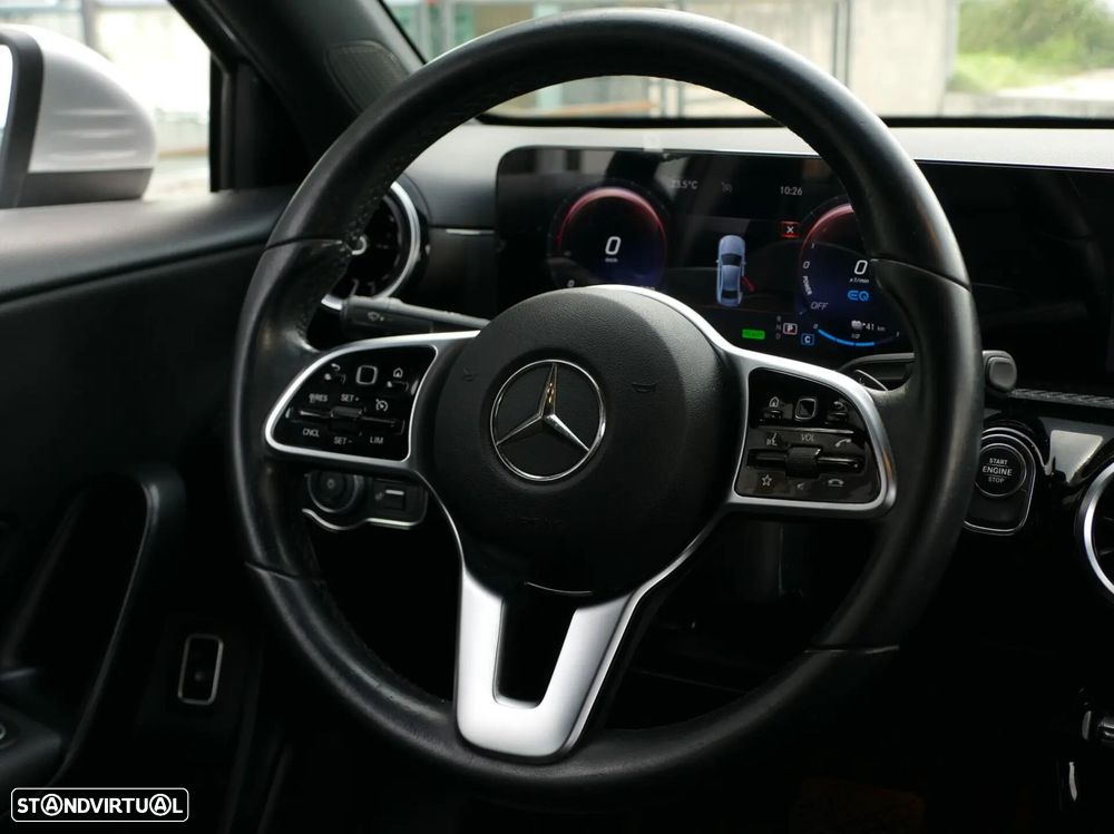 Mercedes-Benz A 250 Limousine e Style Plus - 31