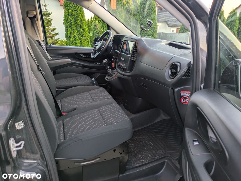 Mercedes-Benz VITO - 21
