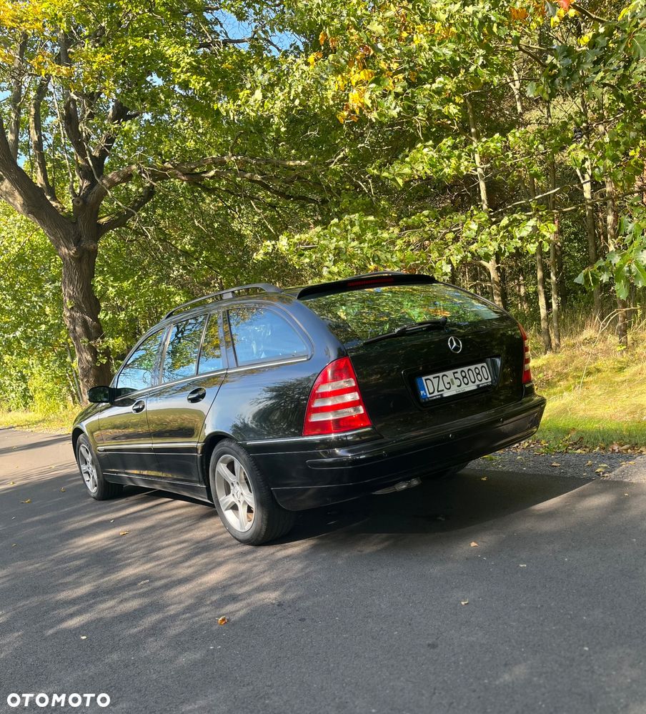 Mercedes-Benz Klasa C 220 T CDI Avantgarde - 5