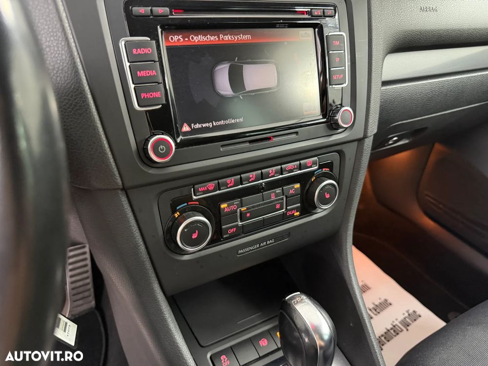 Volkswagen Golf 2.0 TDI DPF DSG Style - 10