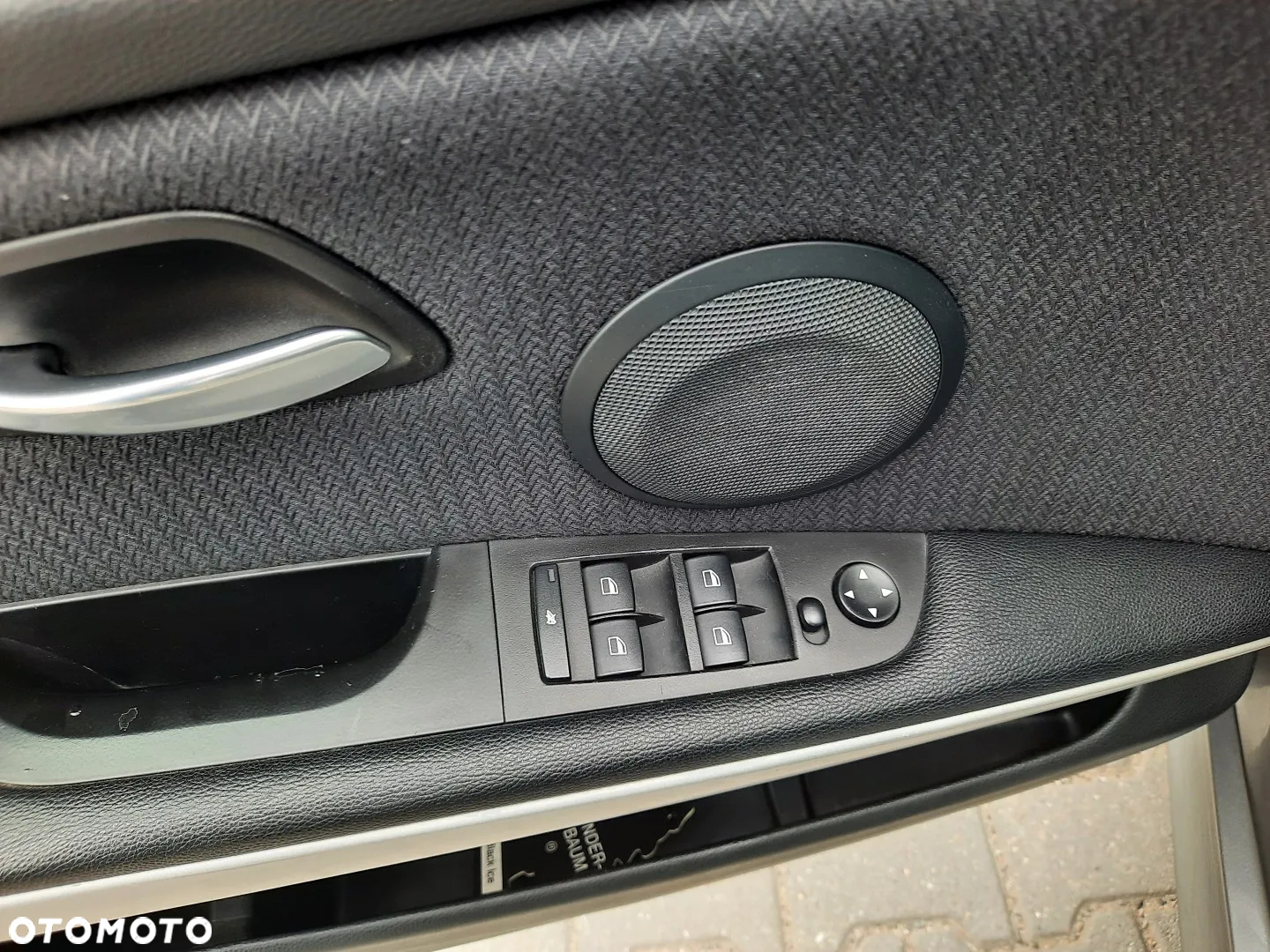 BMW Seria 3 318d DPF Touring Edition Sport - 15