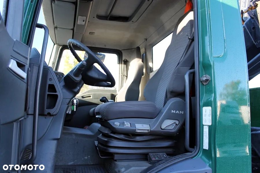 MAN TGM  18.280 żuraw hiab 122 skrzynia  7.2M - 22