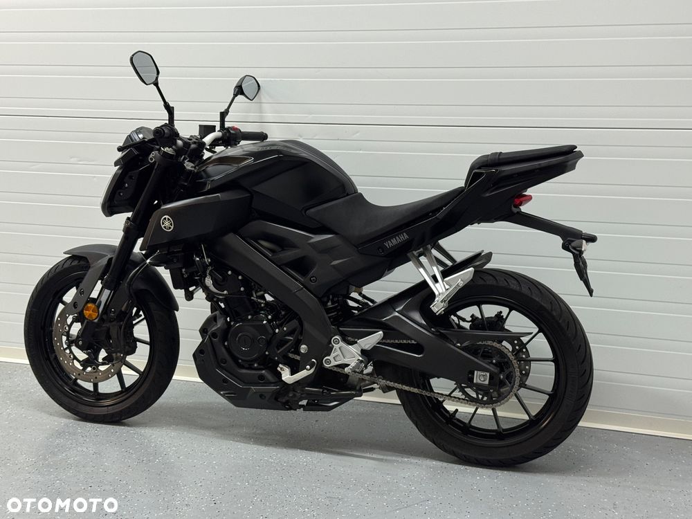 Yamaha MT - 17