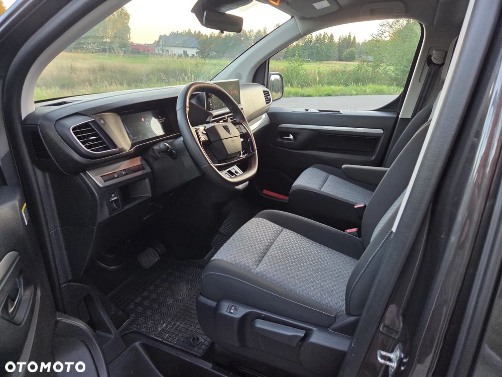 Peugeot Traveller 2.0 BlueHDi Long Business EAT8 - 9