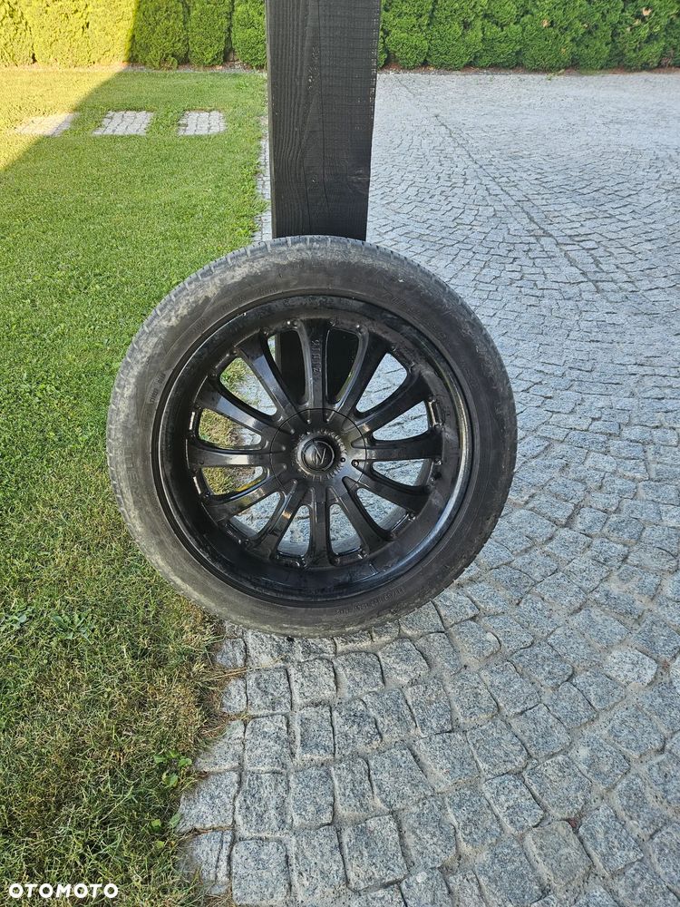 Volkswagen Touareg - 7