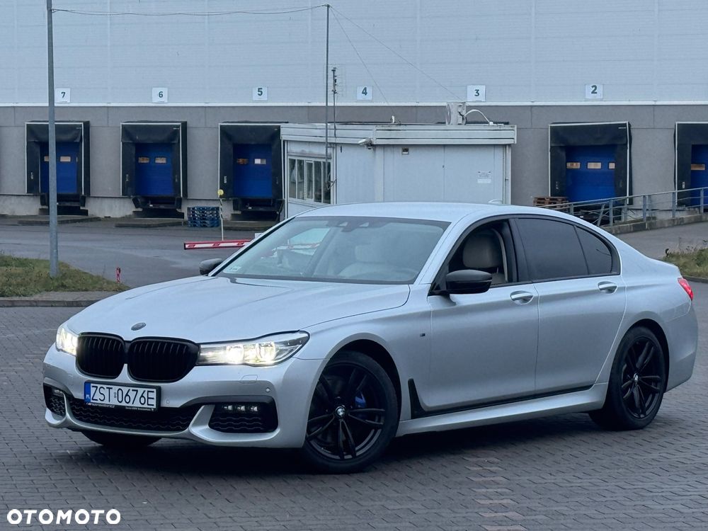BMW Seria 7 730d xDrive - 31