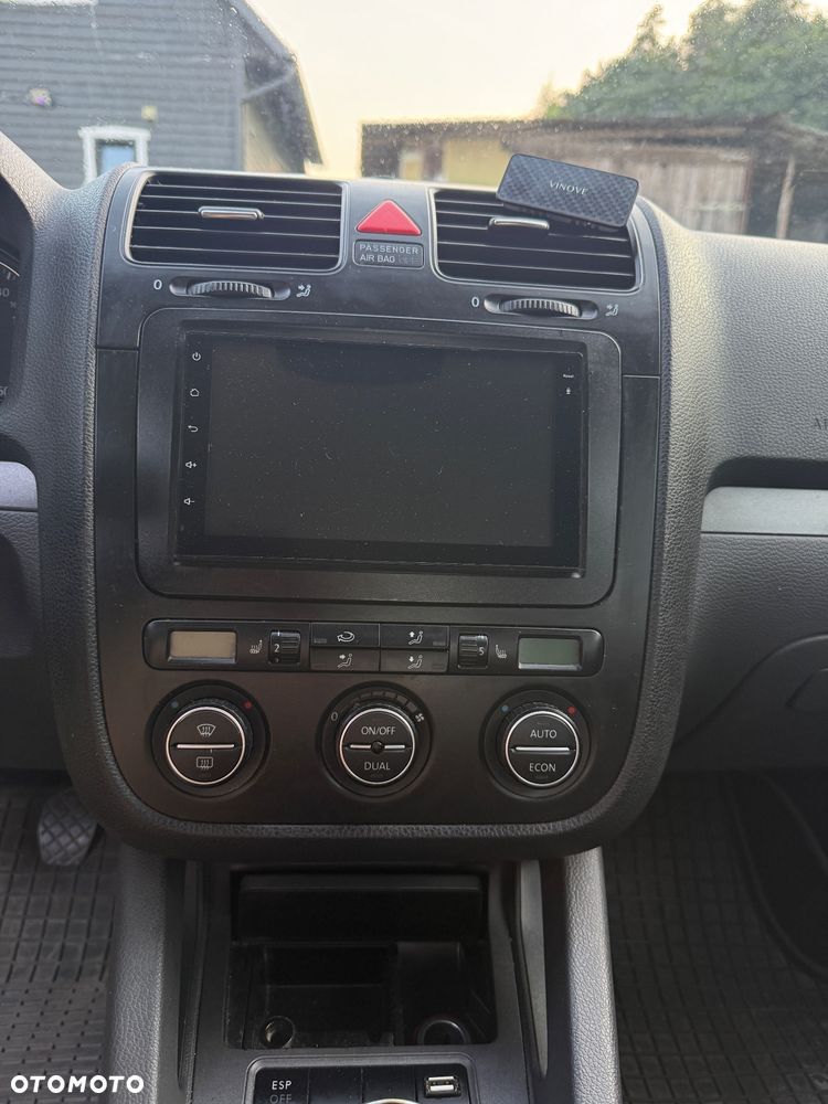 Volkswagen Jetta 1.6 Comfortline - 7