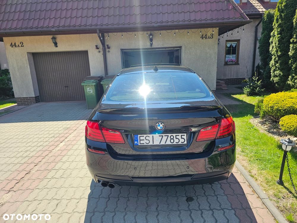 BMW Seria 5 528i - 14