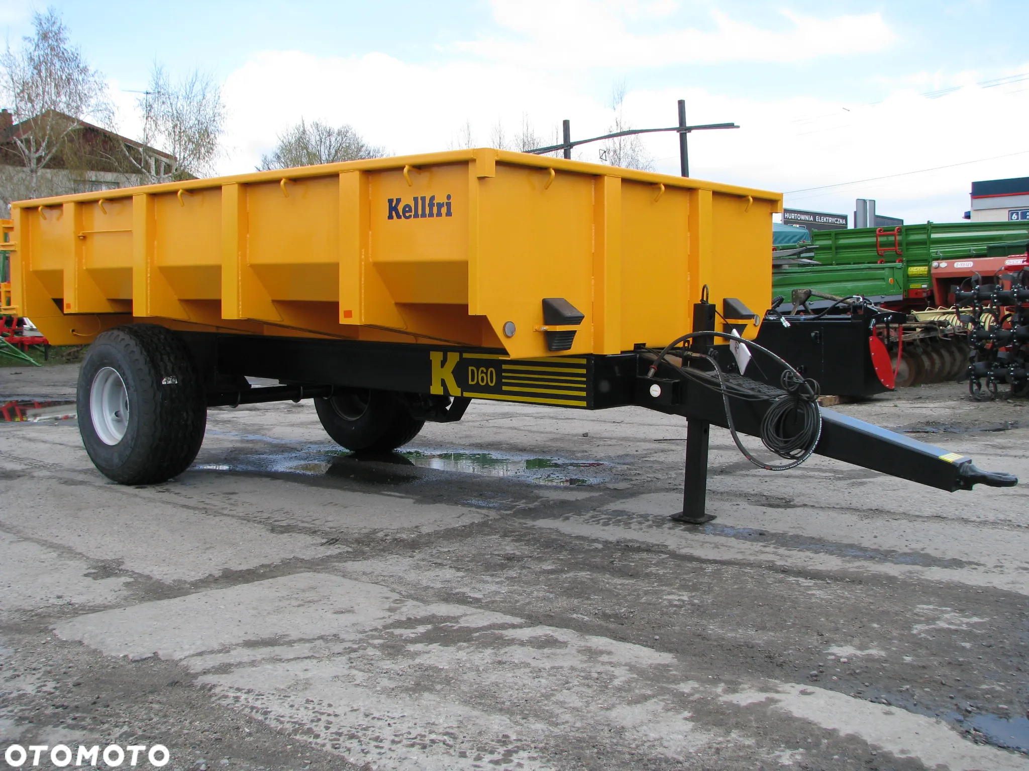 Inny Przyczepa budowlana KELLFRI - 6-9-Ton skorupowa - wywrot do tyłu - 10