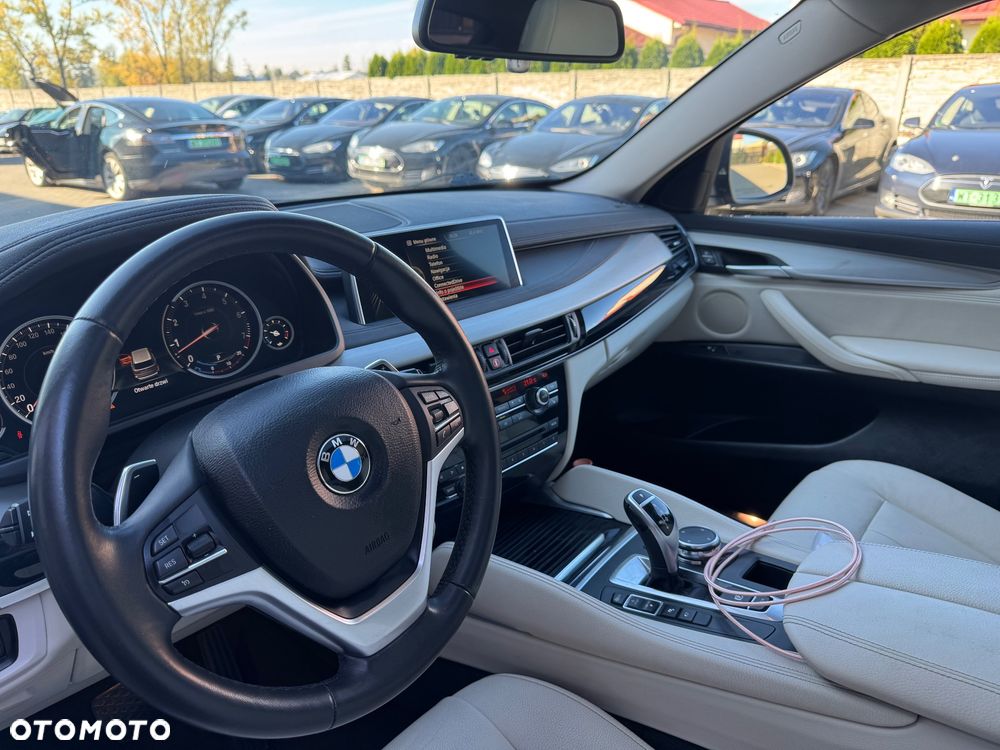 BMW X6 xDrive35i Performance M Paket - 24