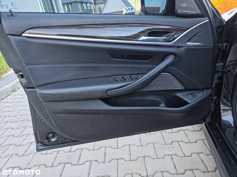 BMW Seria 5 530i M Sport Edition - 19
