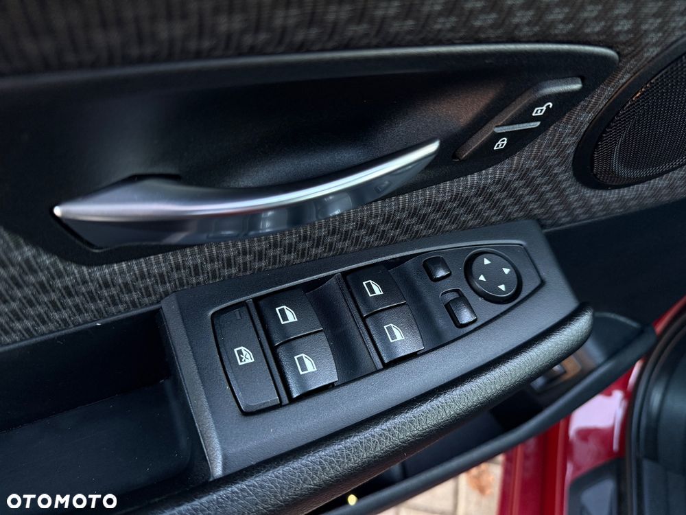 BMW Seria 2 218i Sport Line - 30