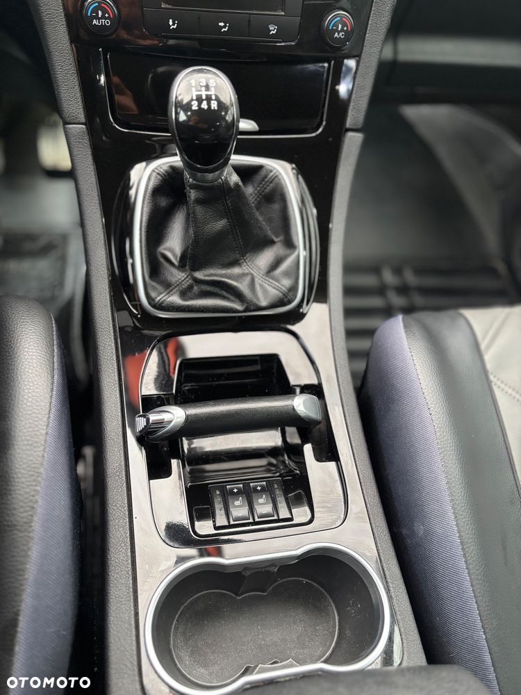 Ford S-Max 2.0 Titanium - 23