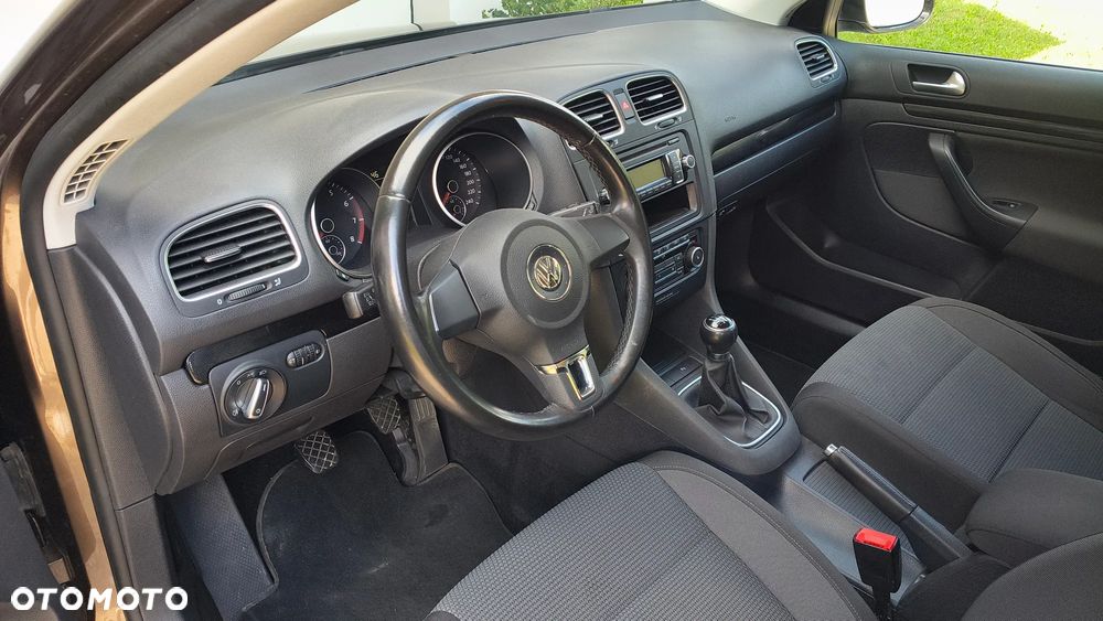 Volkswagen Golf 1.2 TSI BlueMotion Technology Comfortline - 12