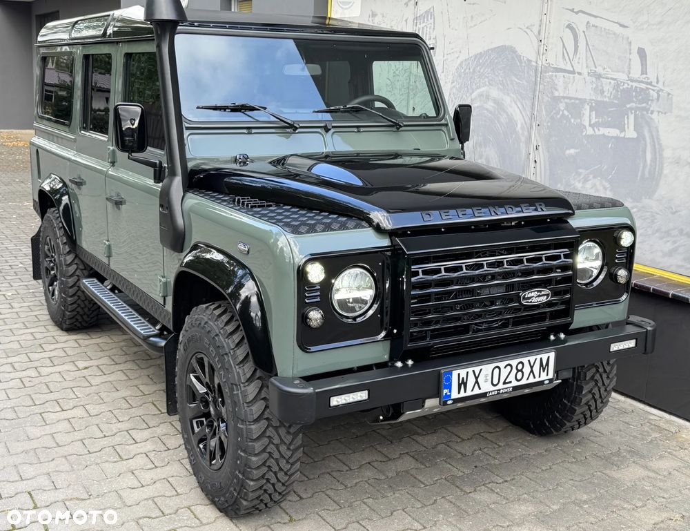 Land Rover Defender 110 2.2 TD4 SE Utility - 4