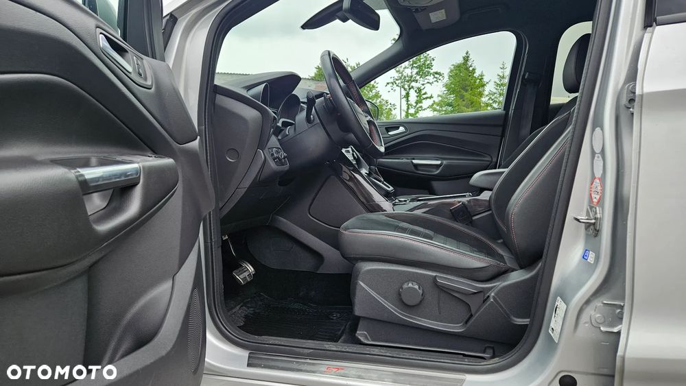 Ford Kuga 2.0 TDCi 4x4 ST-Line - 17