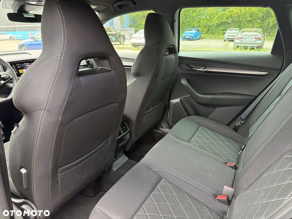 Skoda Karoq 1.5 TSI ACT Sportline DSG - 20