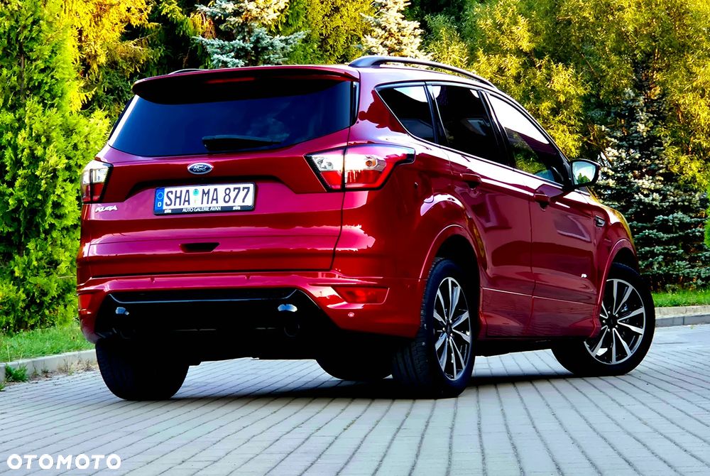 Ford Kuga 2.0 TDCi 4x4 ST-Line - 10