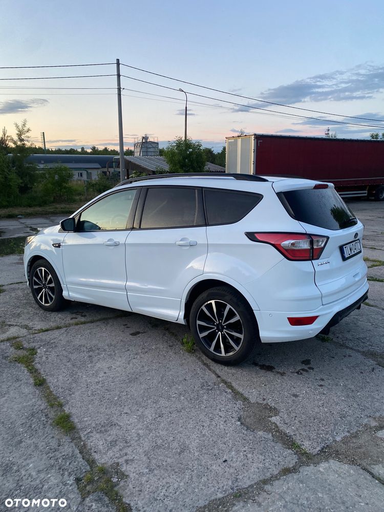 Ford Kuga 2.0 TDCi FWD ST-Line - 10
