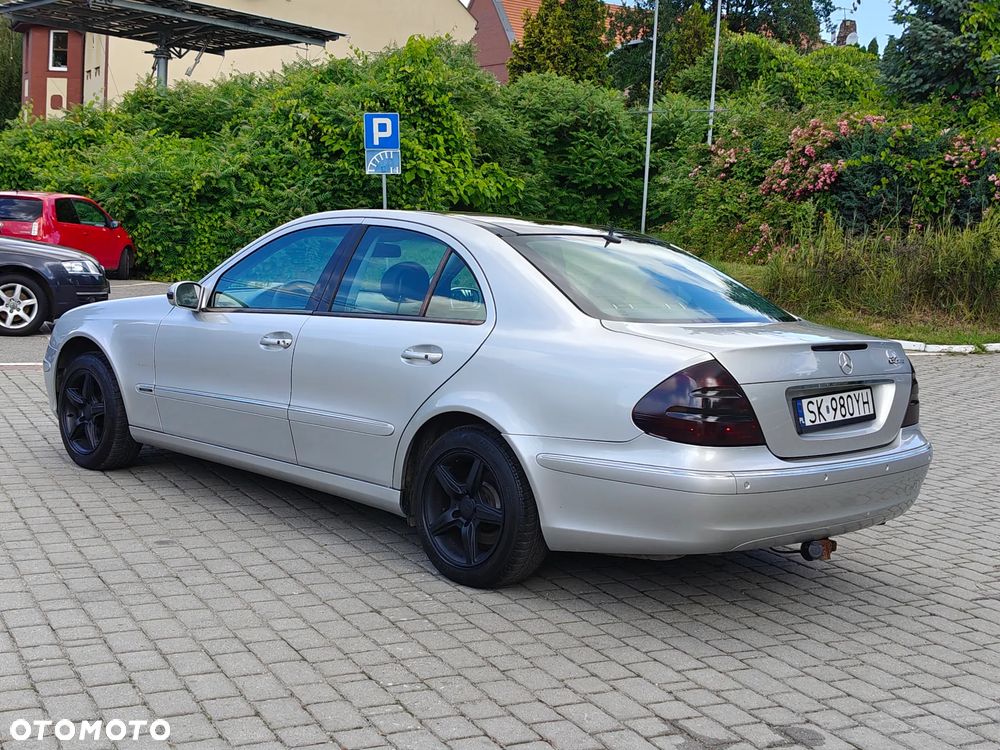 Mercedes-Benz Klasa E 320 Avantgarde - 18