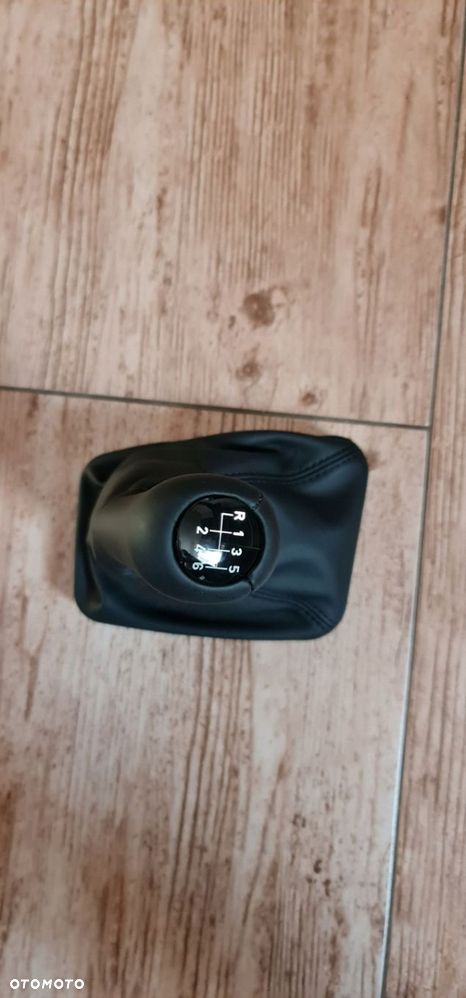 LEWAREK MIESZEK GAŁKA ZMIANY BIEGÓW BMW 8 E31 850 - 4