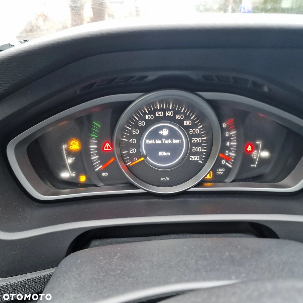 Volvo V40 T2 Kinetic - 15