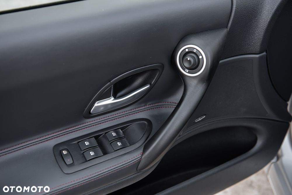 Renault Laguna 2.0 16V Turbo GT - 16