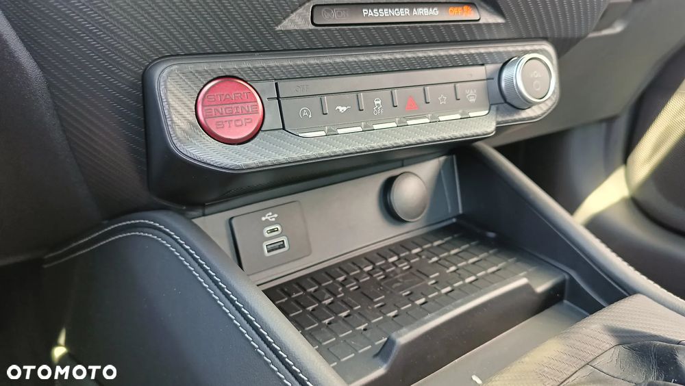 Ford Mustang 5.0 Ti-VCT V8 GT - 26