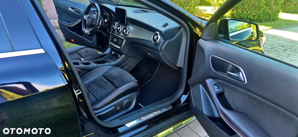 Mercedes-Benz GLA 220 4-Matic - 8