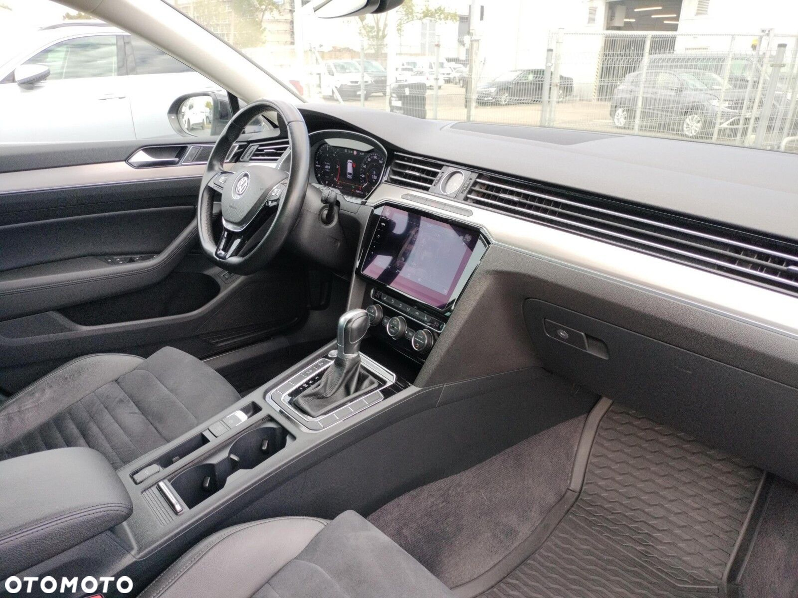 Volkswagen Passat 2.0 TDI BMT Highline DSG - 12
