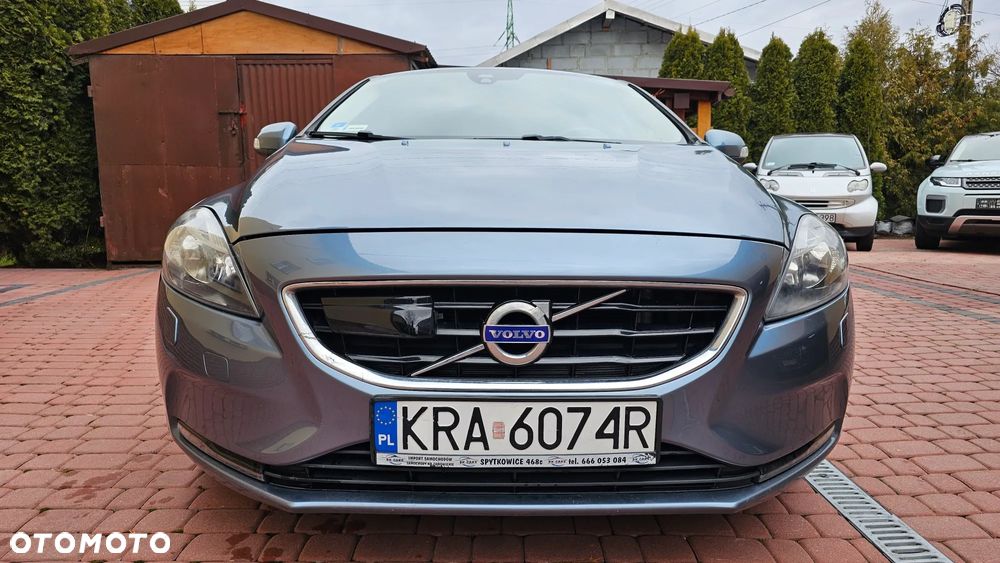 Volvo V40 T3 Momentum - 17