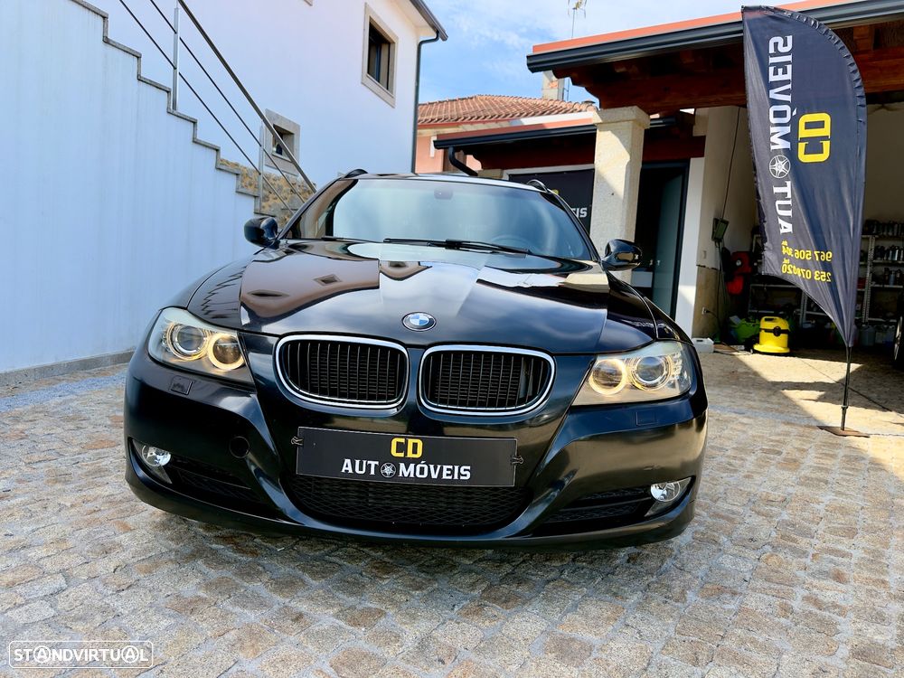BMW 320 d Navigation Sport - 3