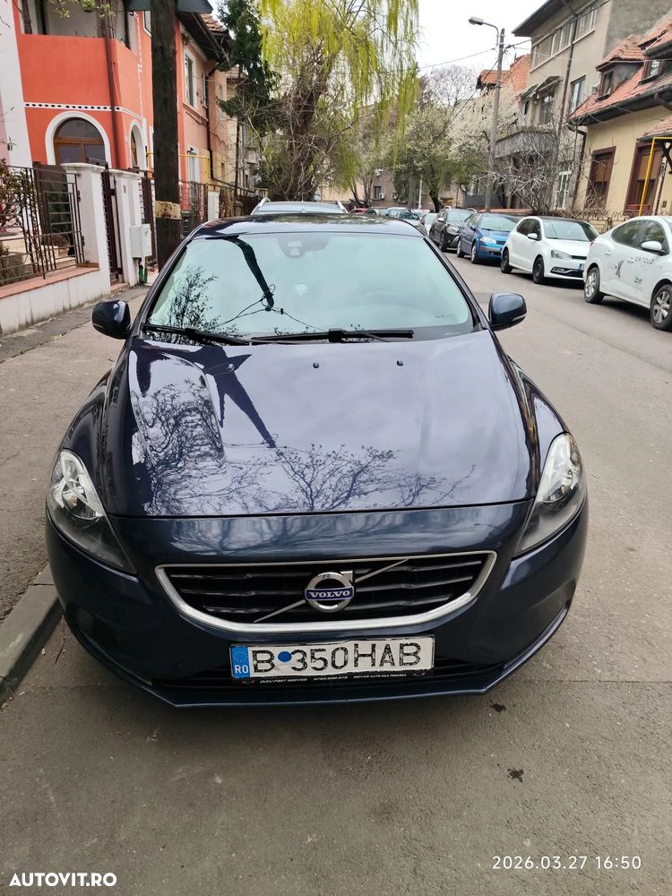 Volvo V40 D2 ECO Kinetic - 1