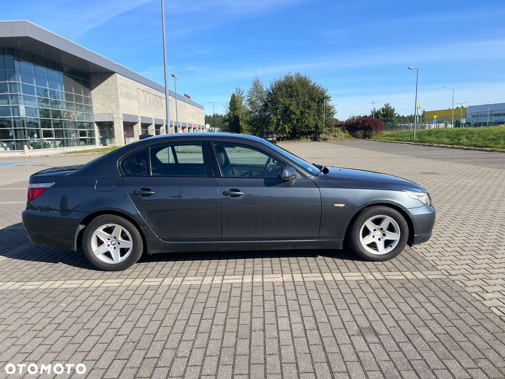 BMW Seria 5 525d - 5