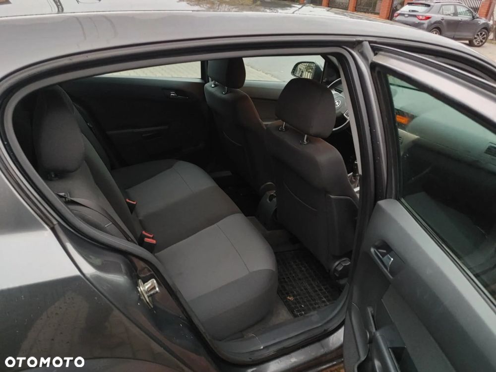 Opel Astra 1.6 - 7